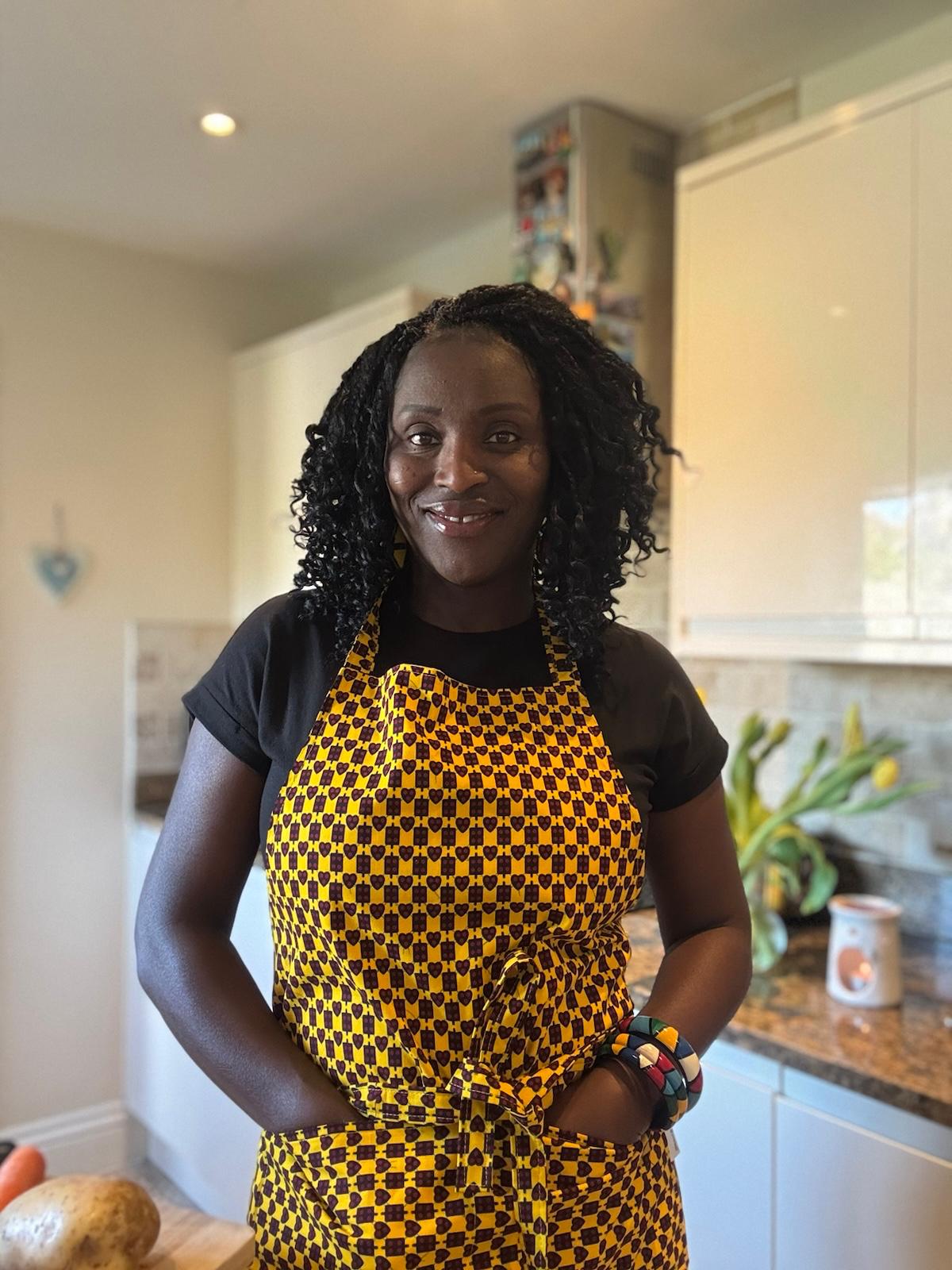 Queenie - Apron