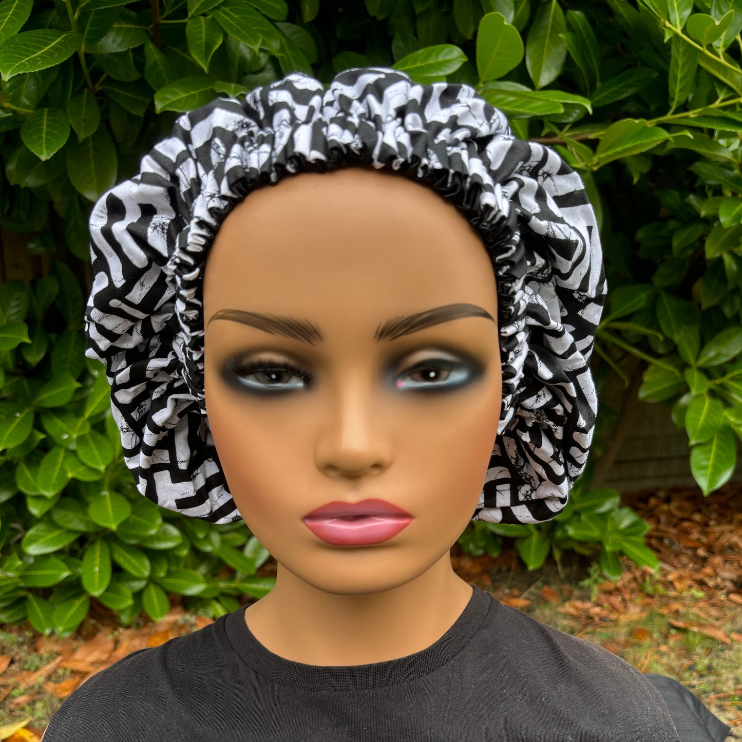 Remi - Medium Satin Lined Ankara Bonnet