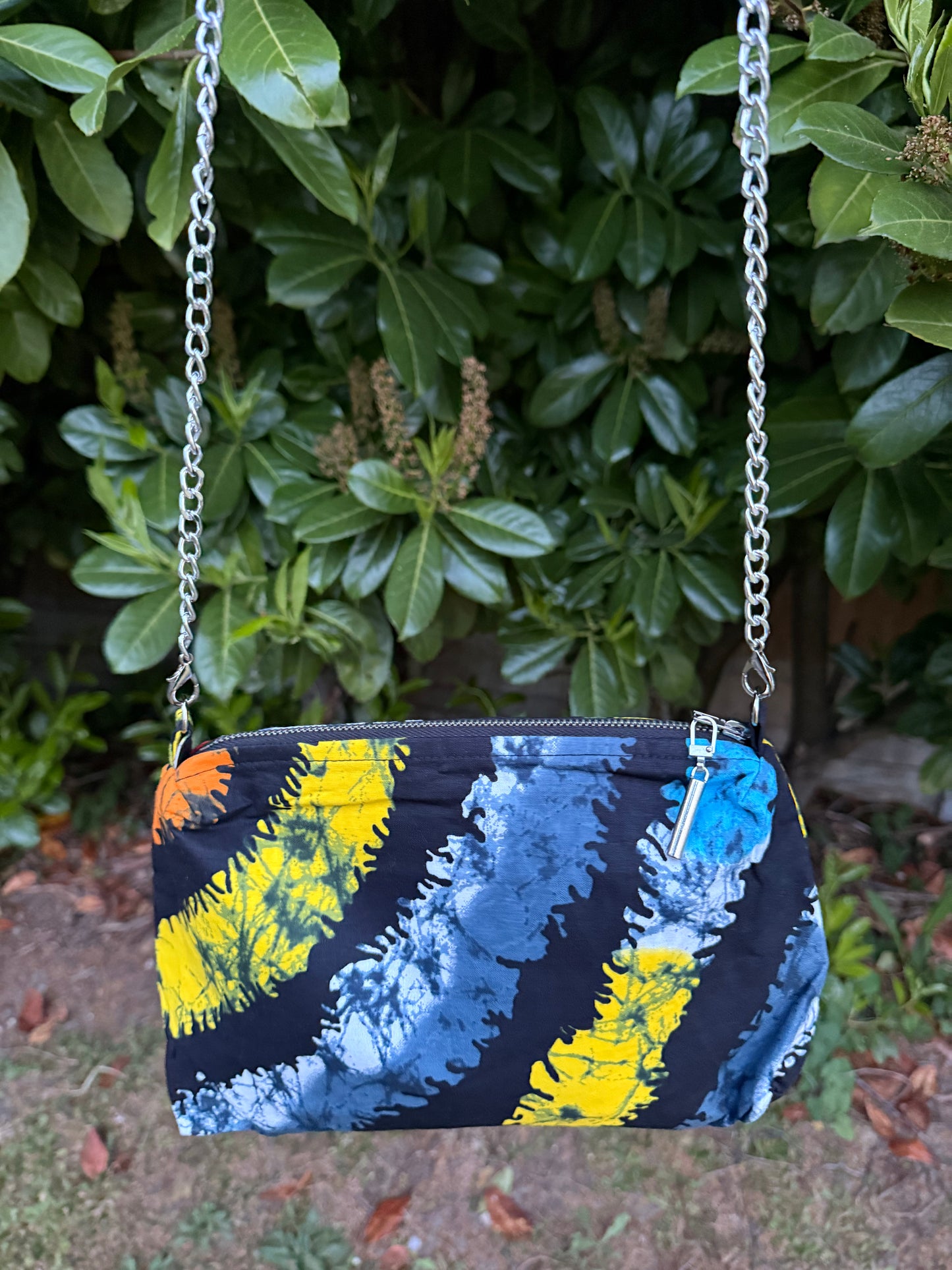 Akpan - Cross-Body Bag