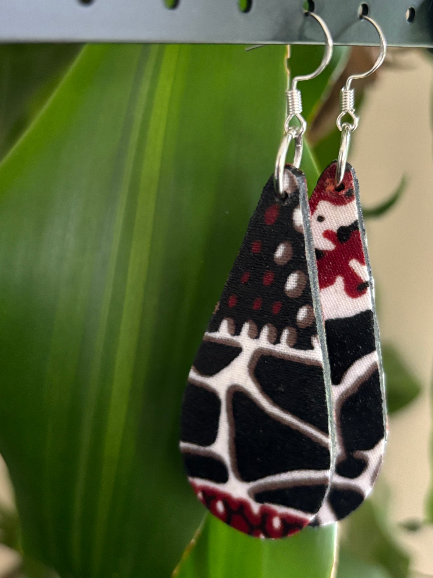 Mosi - Pear Drop Earrings