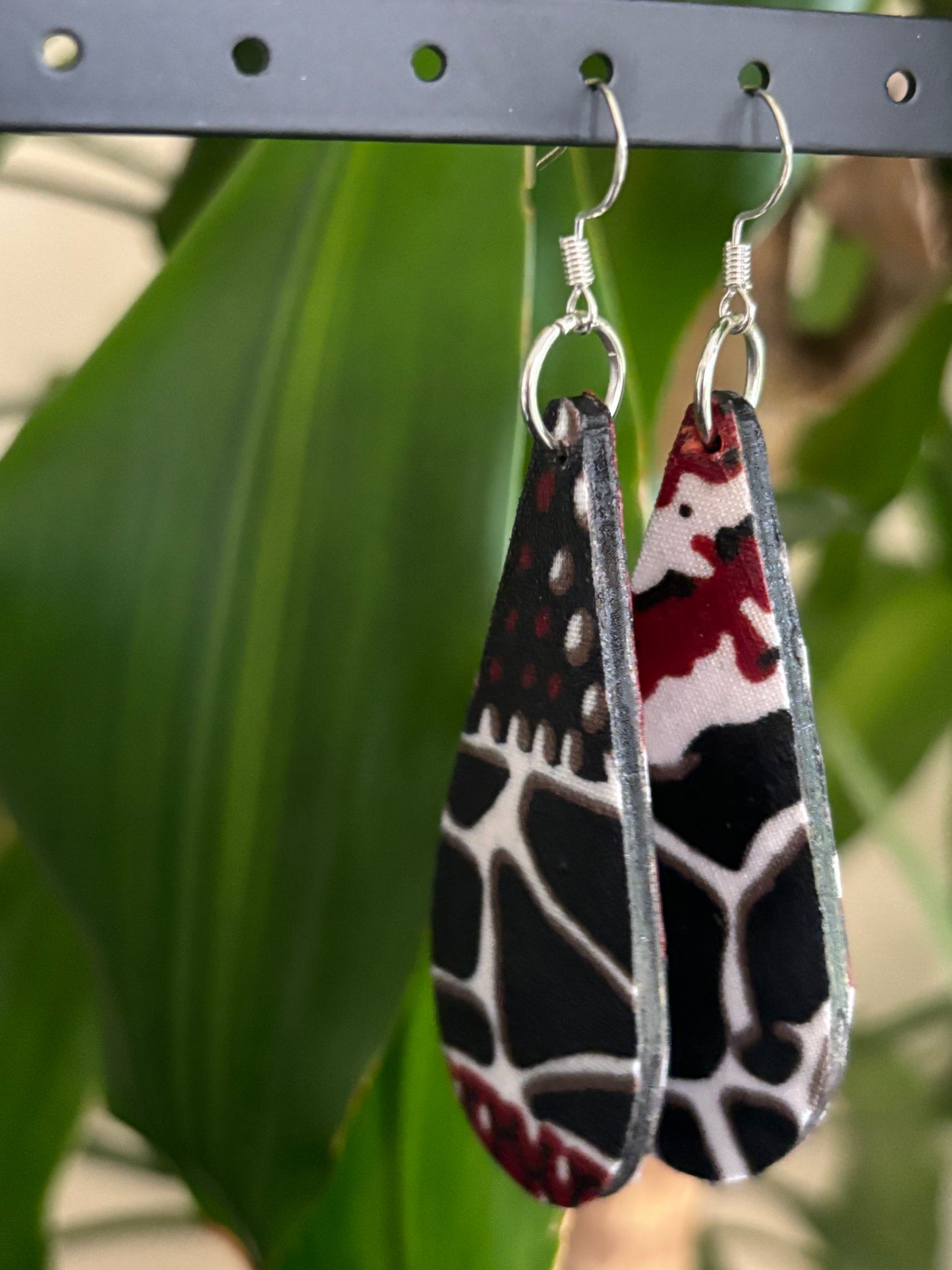 Mosi - Pear Drop Earrings