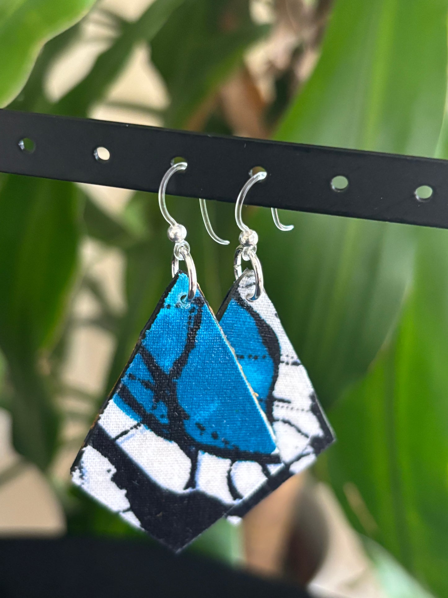 Osiri - Kite Shape Earrings