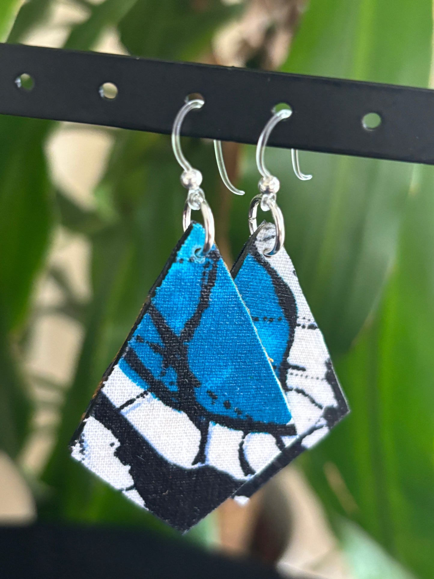 Osiri - Kite Shape Earrings