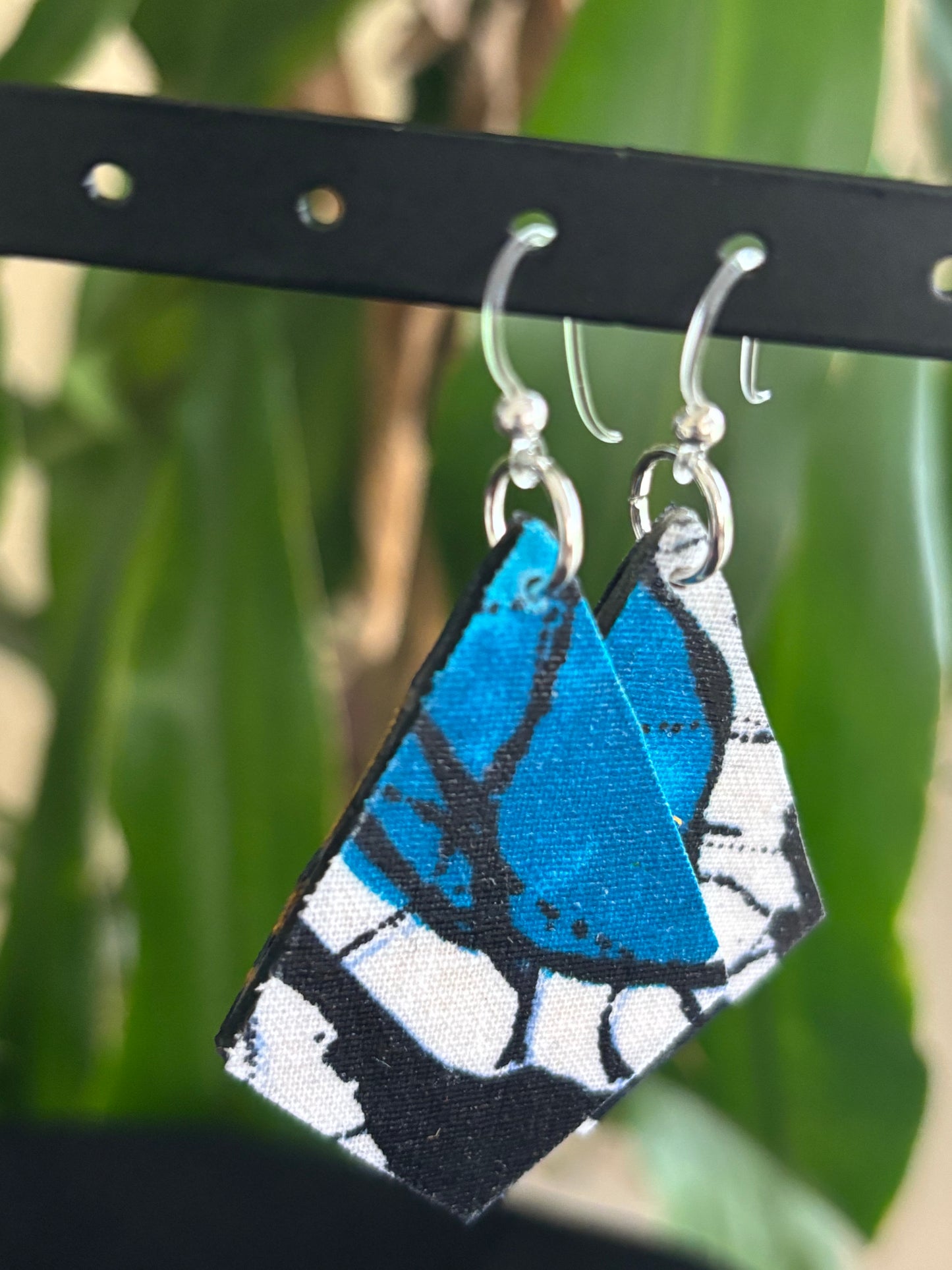 Osiri - Kite Shape Earrings