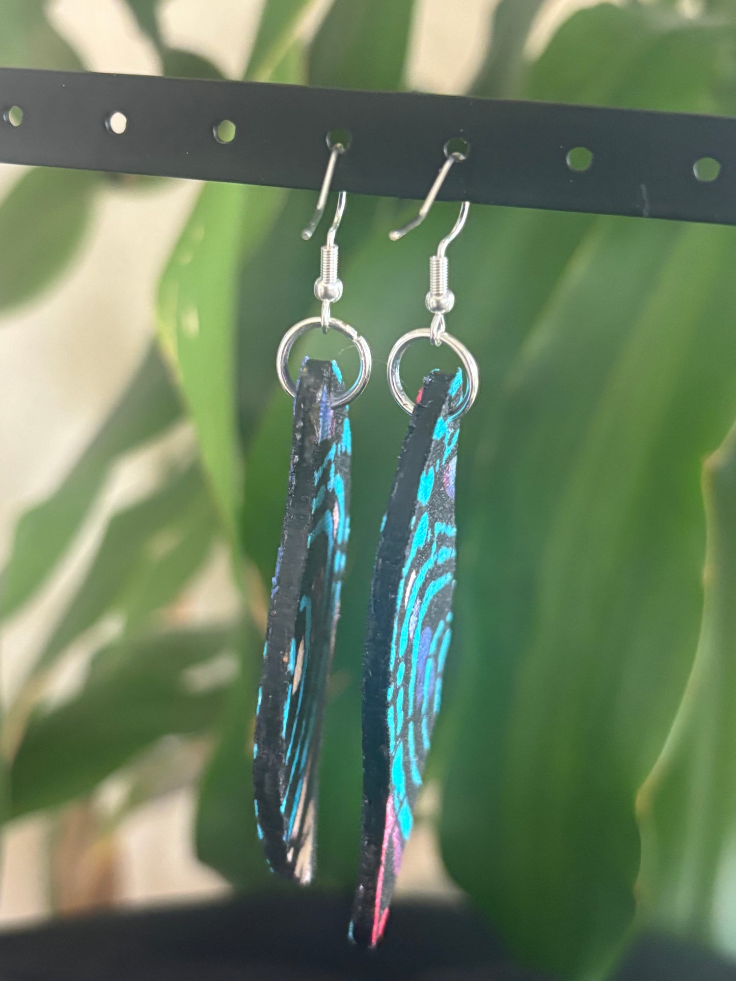 Ige - Leaf Shape Earrings