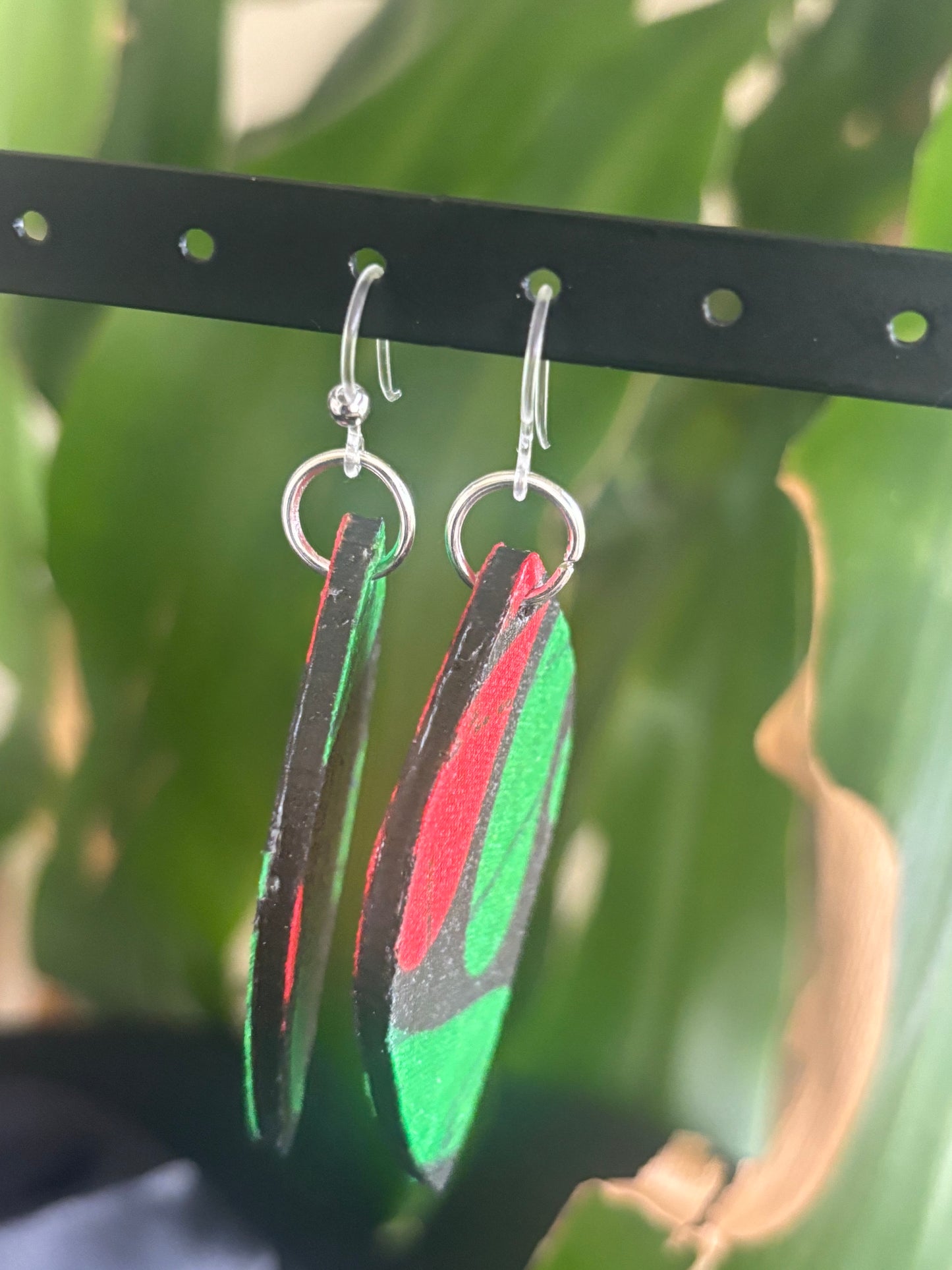 Issa - Lantern Shape Earrings