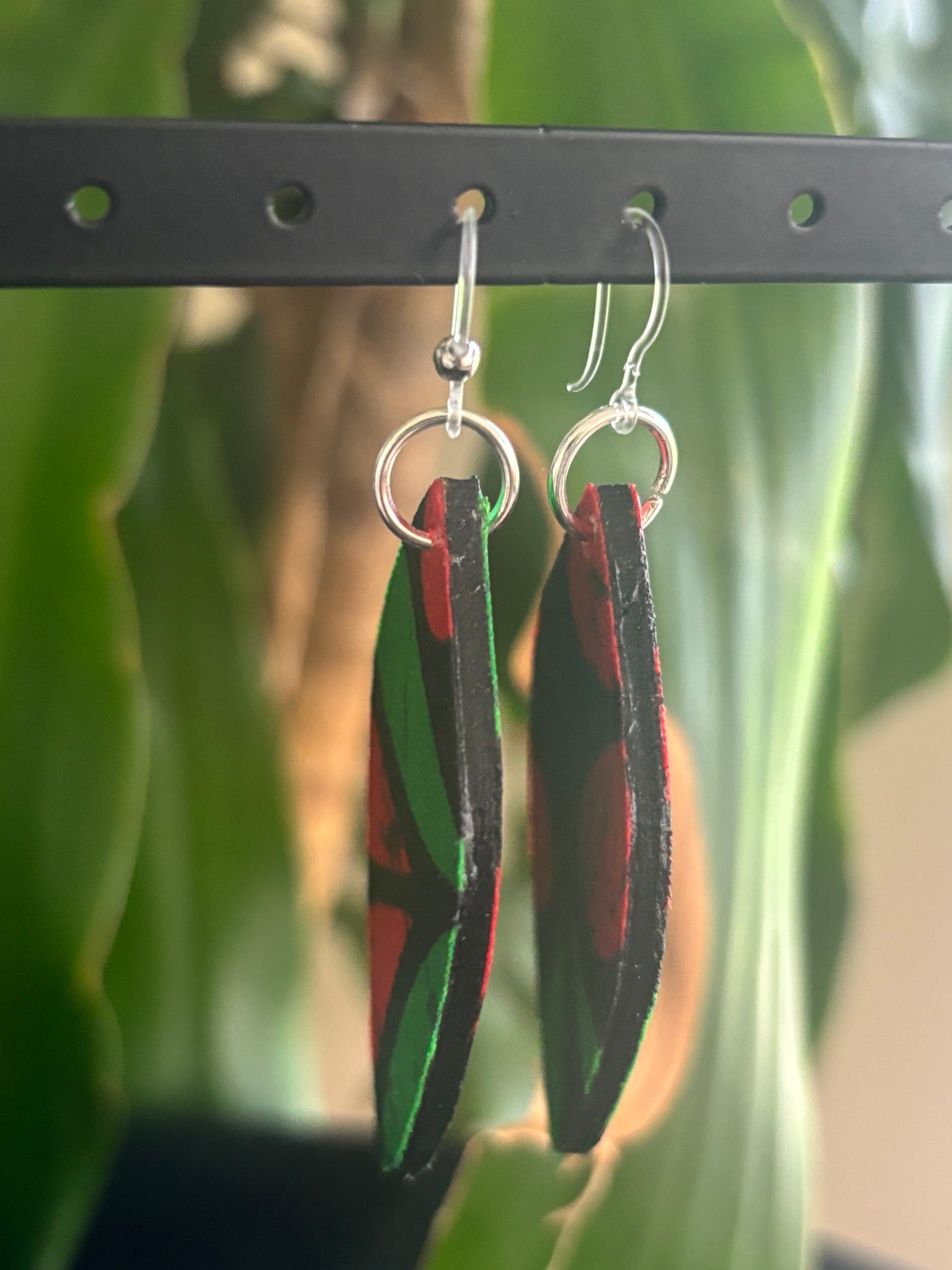 Issa - Lantern Shape Earrings