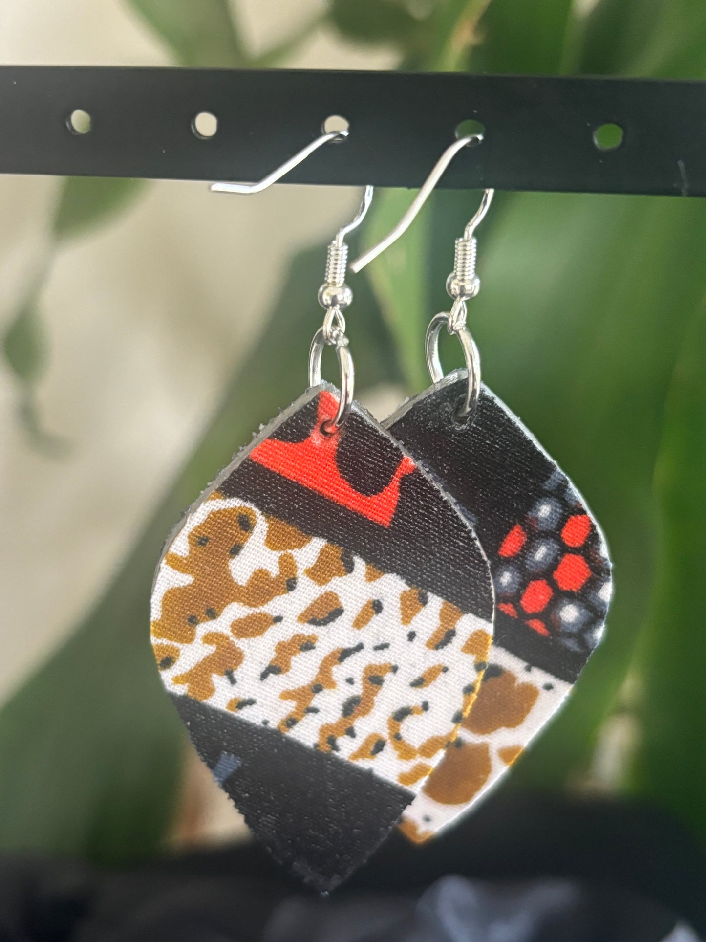 Penny - Lantern Shape Earrings